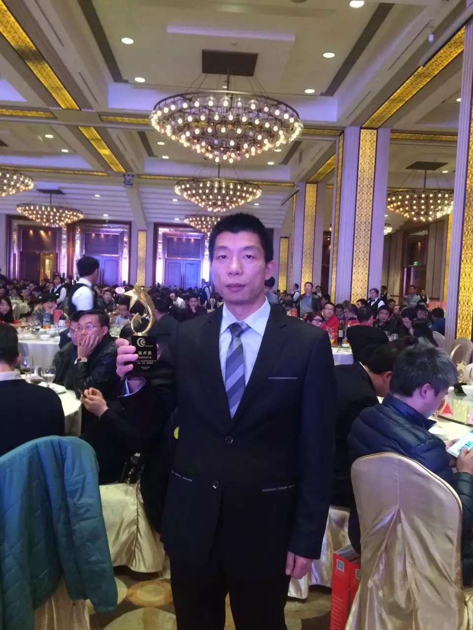 一禾科技董事長陳小林