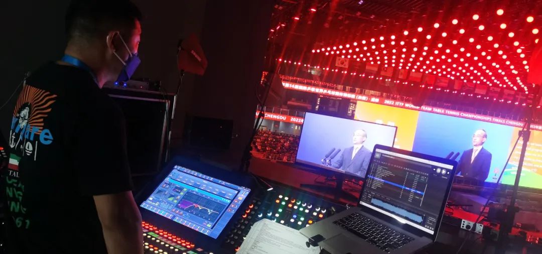 邁達(dá)斯調(diào)音臺(tái)